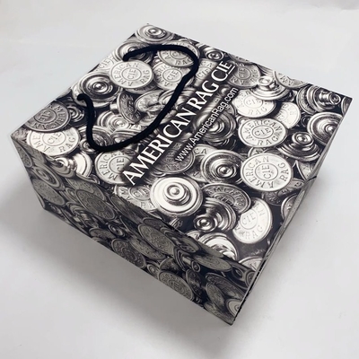 OEM Custom Printed Paper Gift Bags Gravure Pritning Convenient To Carry