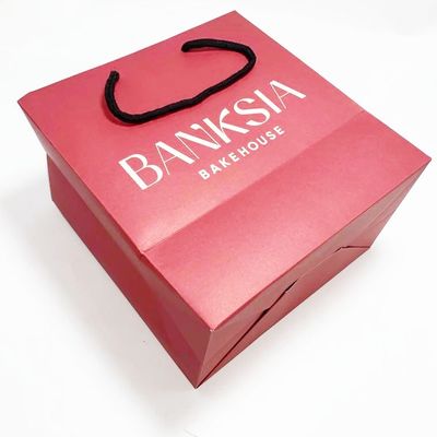 Guter Preis Faltbares aufbereitetes Geschenk sackt kundenspezifische Einkaufspapiertüten mit dem genehmigten Logo BV ein Online