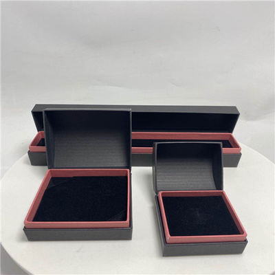Guter Preis Schwarzer quadratischer Maschinenhälften-Schmuck-Papier-Papierkasten für Schmuck-Speicher Online