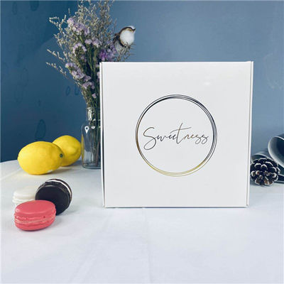 Guter Preis Weißer Speicher-Nachtisch CMYK, der Kuchen-Pappschachteln druckt Online